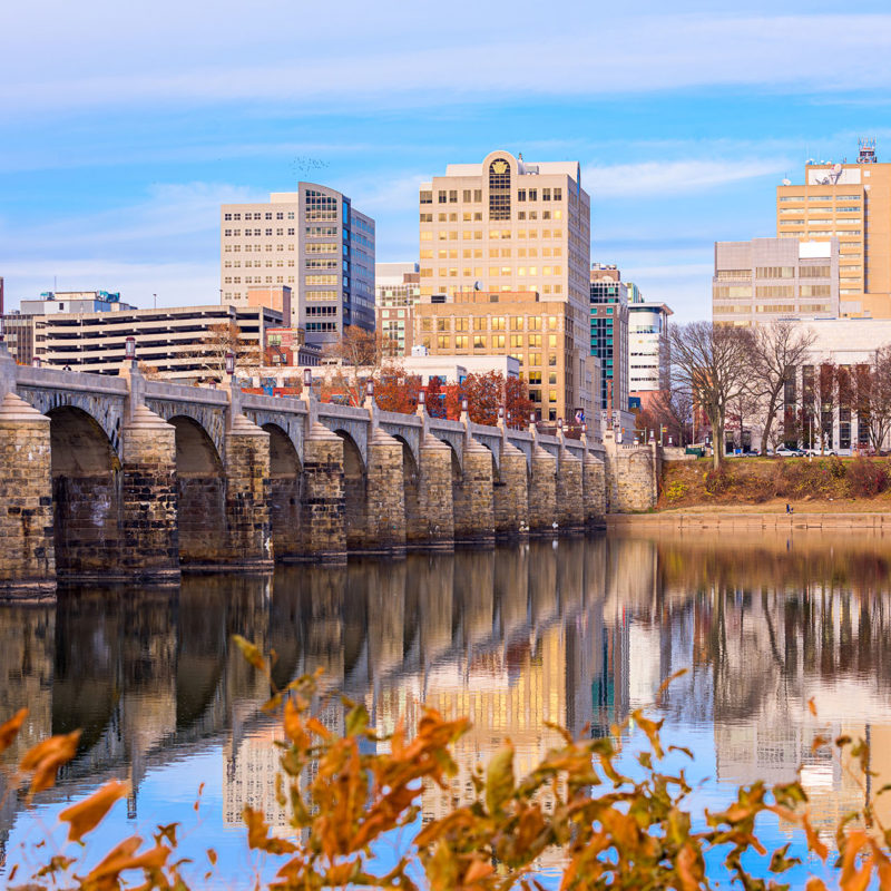Harrisburg, Pennsylvania, USA skyline on the Susquehanna River